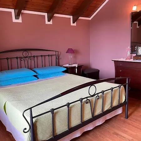 Villa Agrampeli *